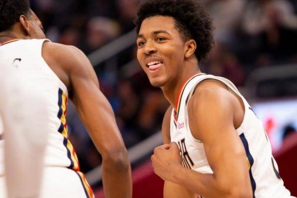 锋线补强锁定目标!勇士曝追墨菲三世,库明加+三首轮成潜在筹码 锋线补强锁定目标!勇士曝追墨菲三世,库明加+三首轮成潜在筹码